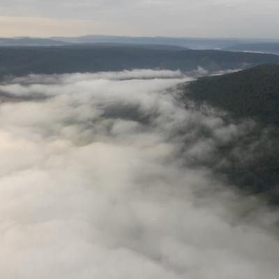 Von Gottsbüren aus über das Wesertal mit Nebelschwaden bis nach Eberhausen